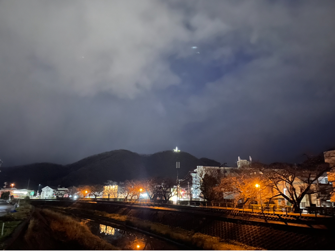 平和記念塔